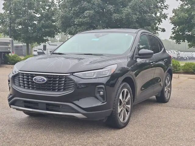 2025 Ford Escape Platinum — photo 1 of 52