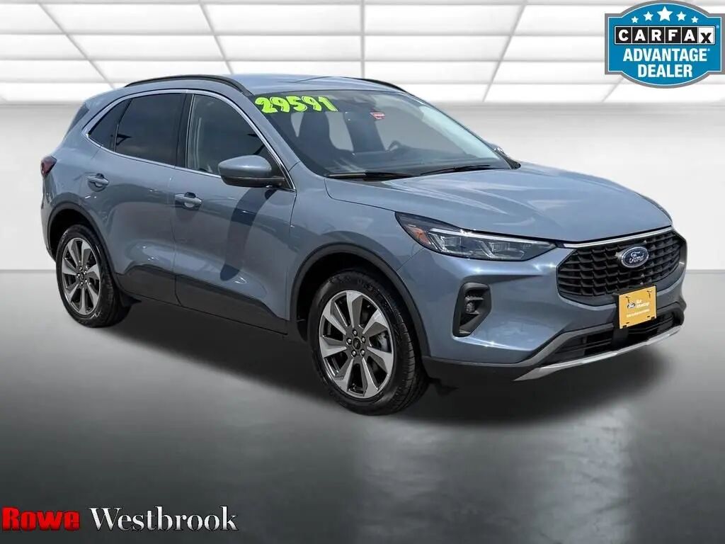 2025 Ford Escape Platinum — photo 1 of 16