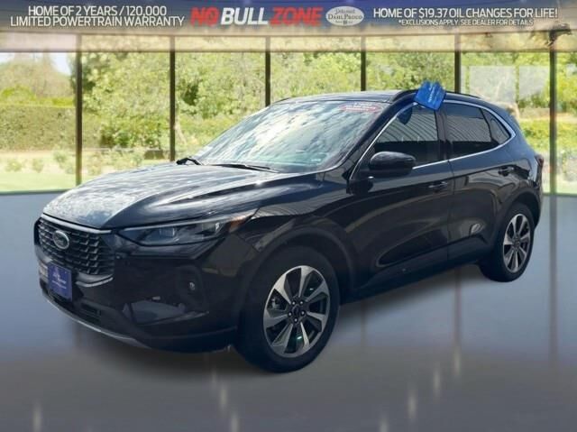 2025 Ford Escape Platinum