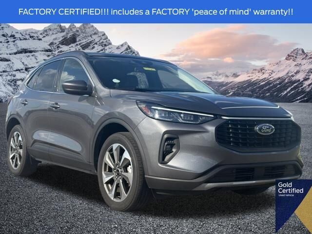 2025 Ford Escape Platinum — photo 1 of 39