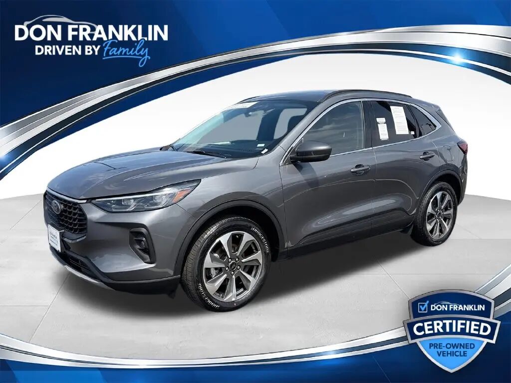 2025 Ford Escape Platinum — photo 1 of 13