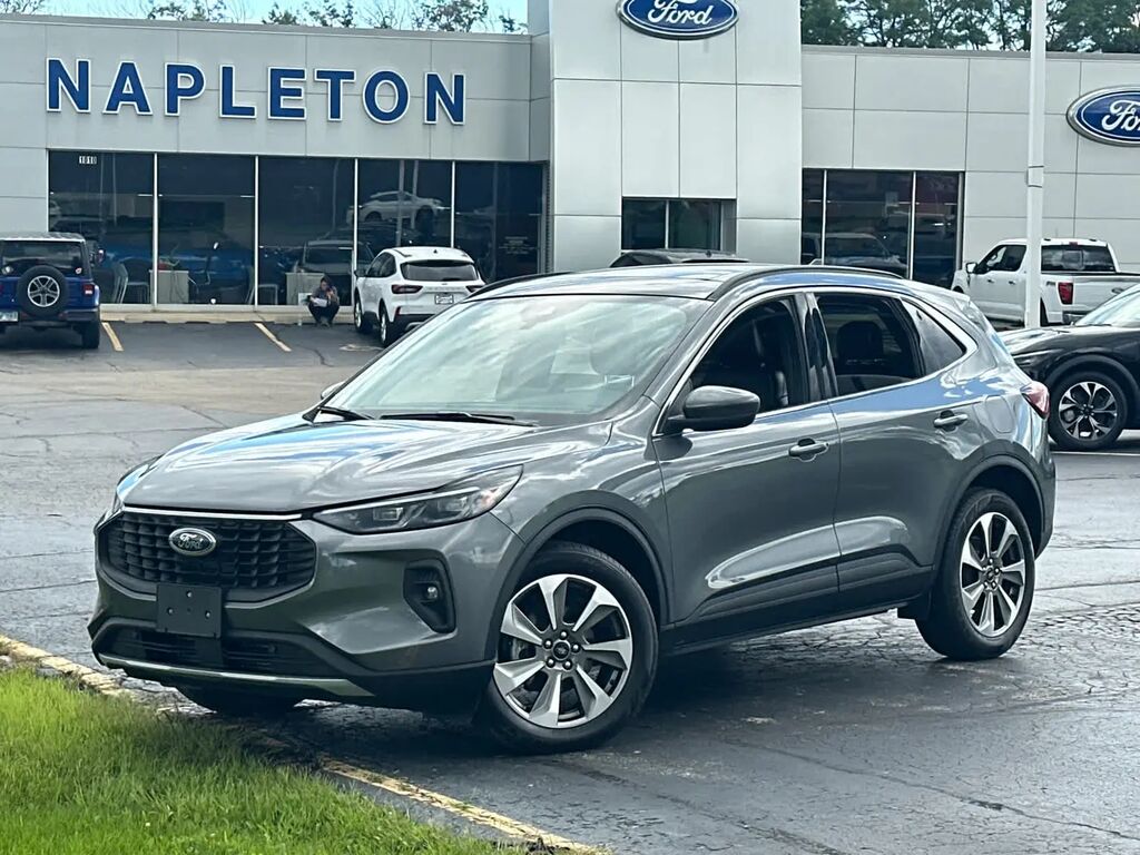 2025 Ford Escape Platinum — photo 1 of 13