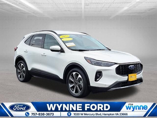 2023 Ford Escape Platinum