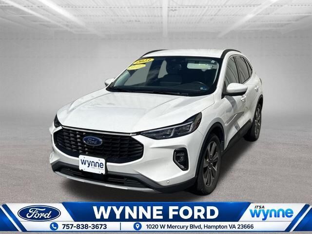 2023 Ford Escape Platinum
