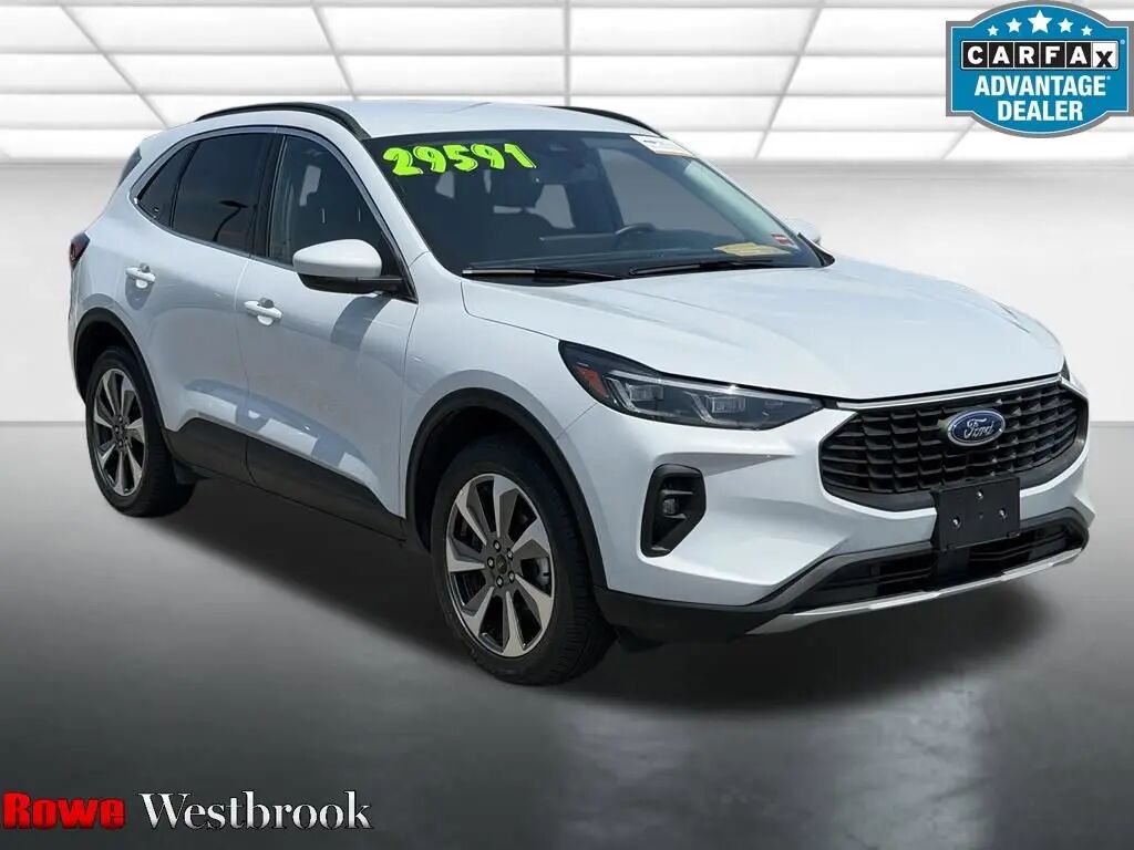 2025 Ford Escape Platinum — photo 1 of 24