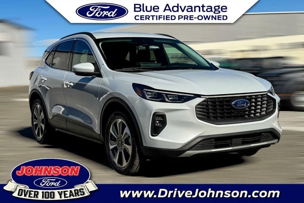 2025 Ford Escape Platinum — photo 1 of 1