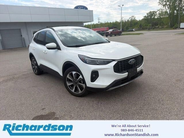 2024 Ford Escape Platinum — photo 1 of 26