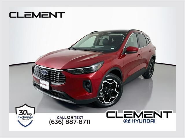 2026 Ford Escape Platinum — photo 1 of 13