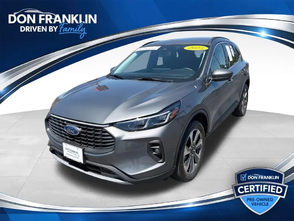 2025 Ford Escape Platinum — photo 1 of 13