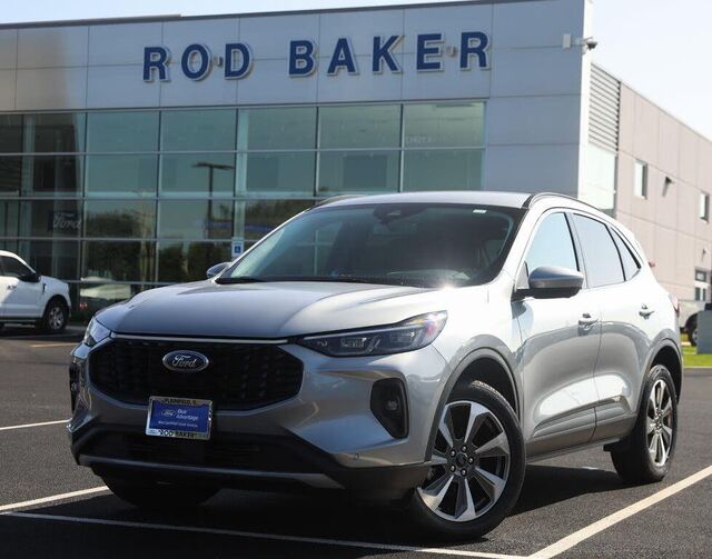 2024 Ford Escape Platinum — photo 1 of 14