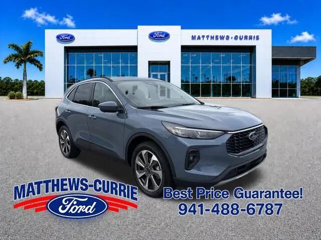 2025 Ford Escape Platinum