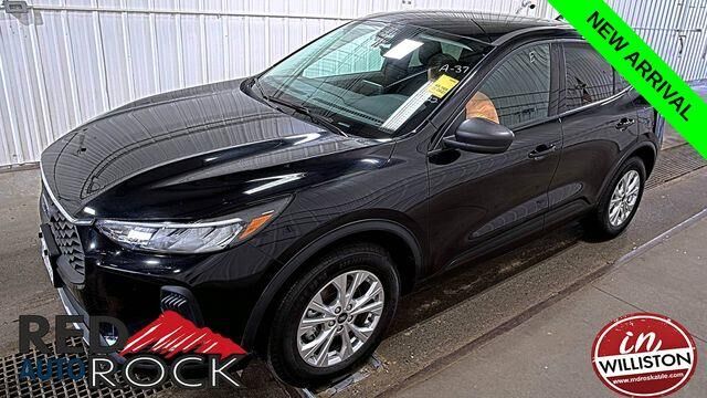 2025 Ford Escape Platinum — photo 1 of 26