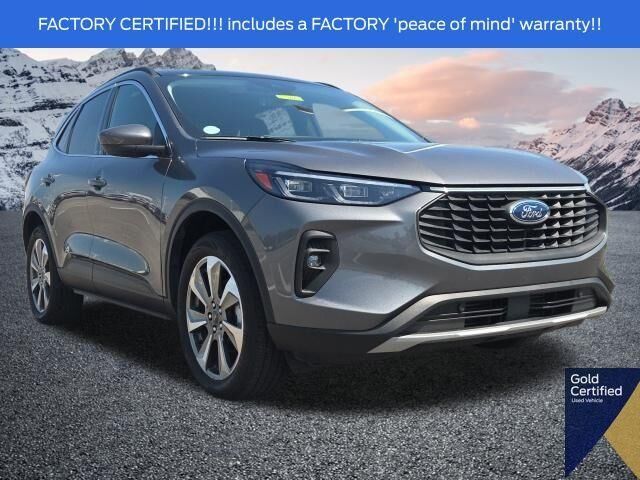 2025 Ford Escape Platinum — photo 1 of 13