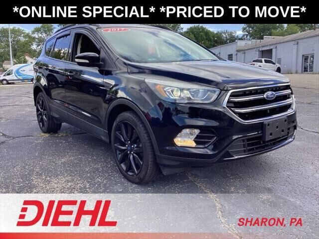 2017 Ford Escape Titanium — photo 1 of 13