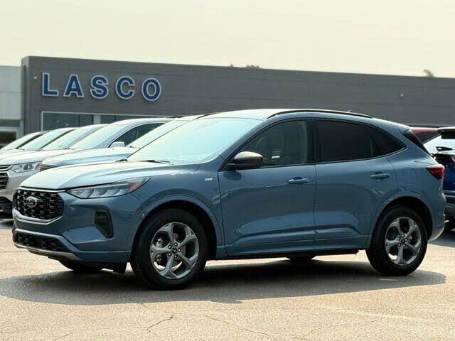 2023 Ford Escape ST-Line — photo 1 of 14