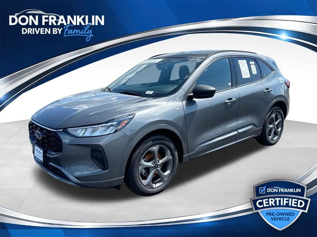 2023 Ford Escape ST-Line — photo 1 of 13