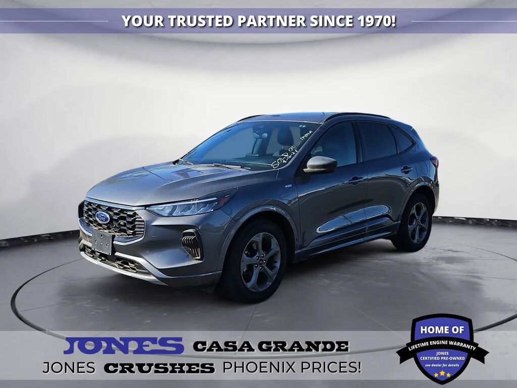 2023 Ford Escape ST-Line — photo 1 of 13