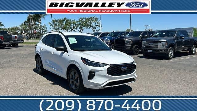2023 Ford Escape ST-Line — photo 1 of 2
