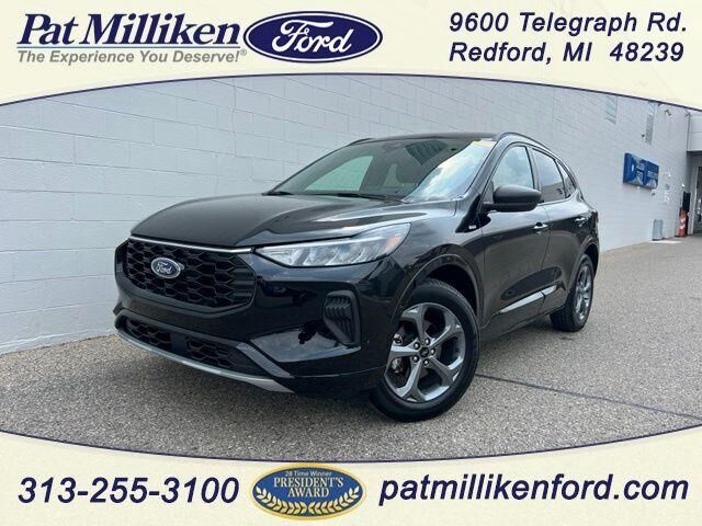 2024 Ford Escape ST-Line — photo 1 of 13