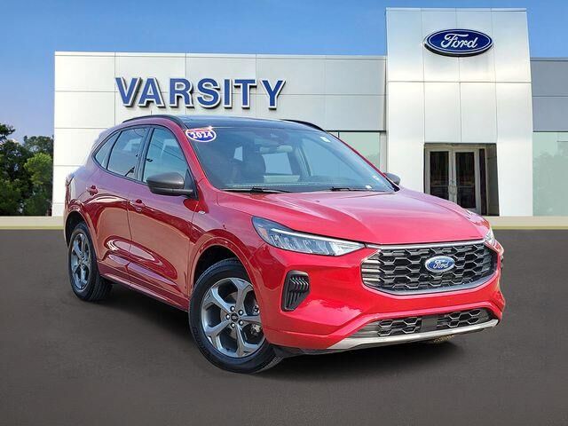 2024 Ford Escape ST-Line — photo 1 of 26