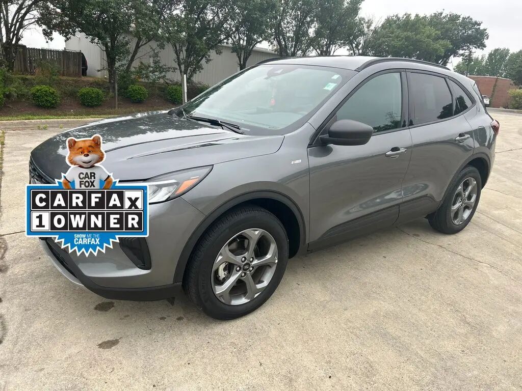2025 Ford Escape ST-Line — photo 1 of 5