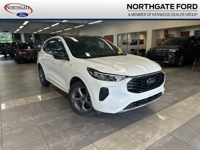 2024 Ford Escape ST-Line — photo 1 of 39