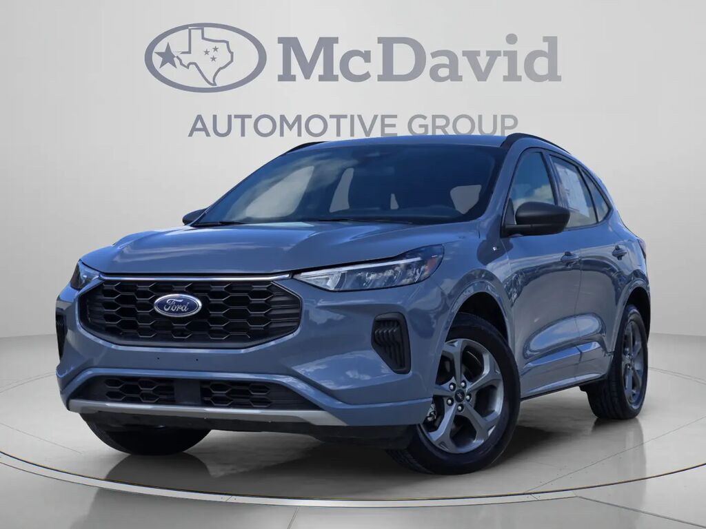 2024 Ford Escape ST-Line — photo 1 of 13