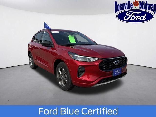 2024 Ford Escape ST-Line — photo 1 of 39