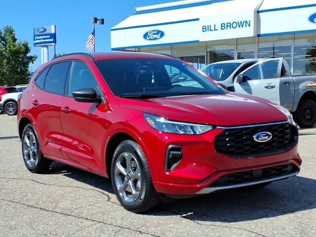 2024 Ford Escape ST-Line — photo 1 of 26
