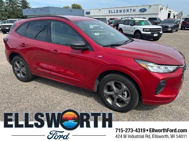 2024 Ford Escape ST-Line