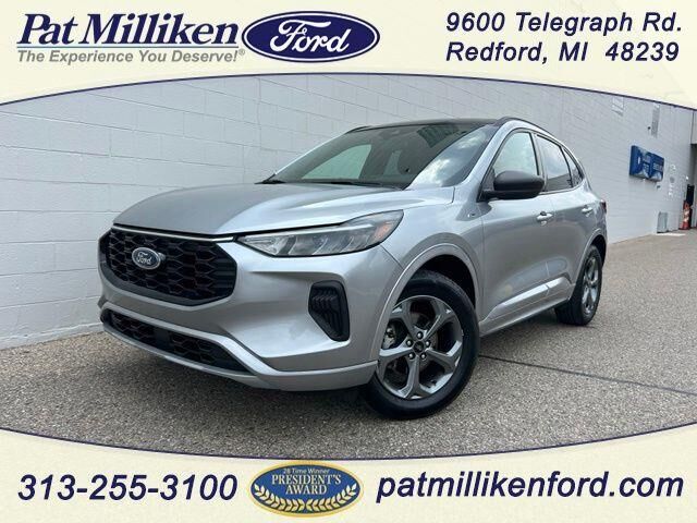 2024 Ford Escape ST-Line — photo 1 of 26