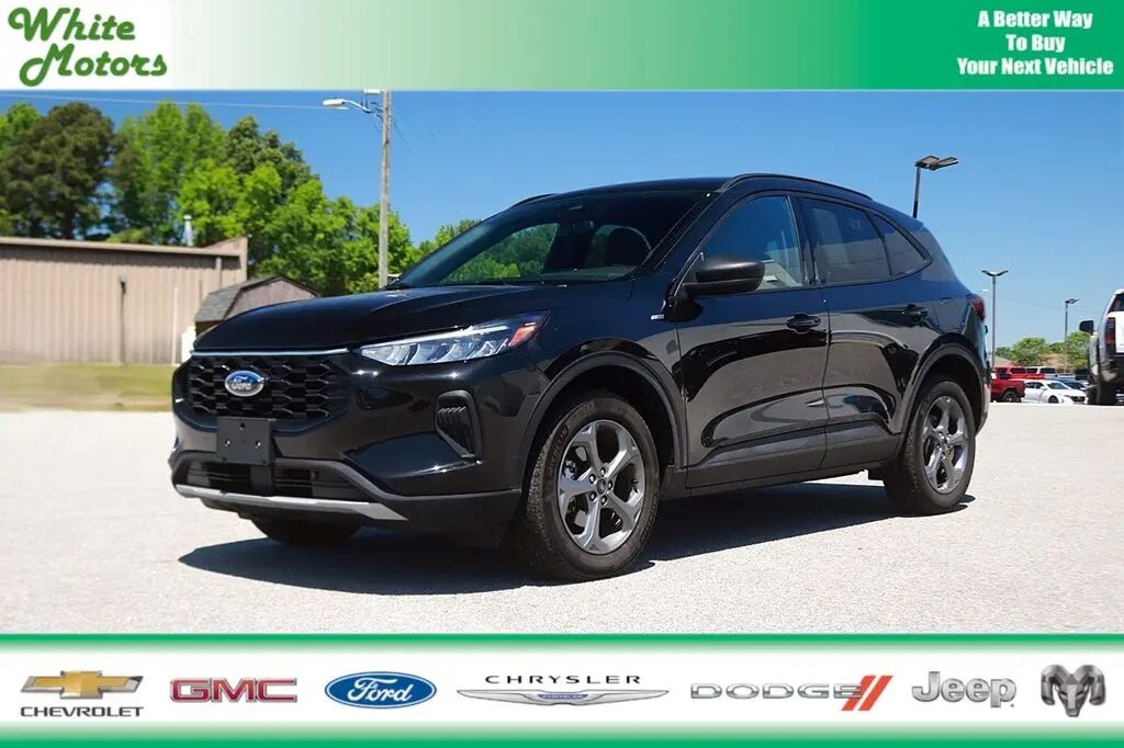 2025 Ford Escape ST-Line — photo 1 of 13