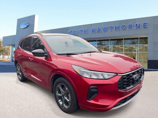 2023 Ford Escape ST-Line — photo 1 of 38
