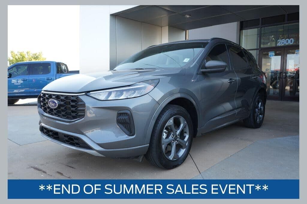 2024 Ford Escape ST-Line — photo 1 of 1