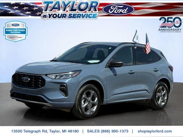 2024 Ford Escape ST-Line — photo 1 of 13