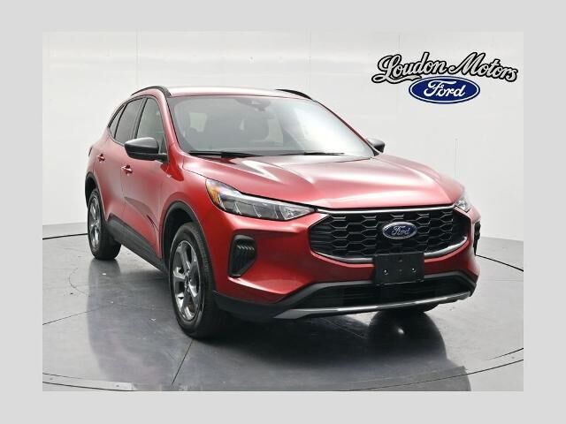 2025 Ford Escape ST-Line — photo 1 of 13