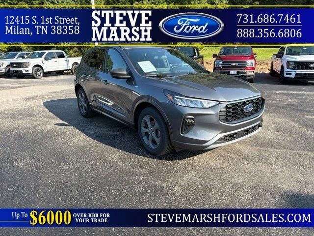 2023 Ford Escape ST-Line — photo 1 of 26