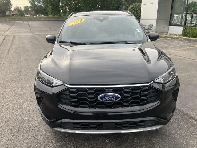 2023 Ford Escape ST-Line — photo 1 of 26