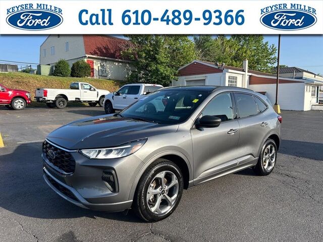 2024 Ford Escape ST-Line