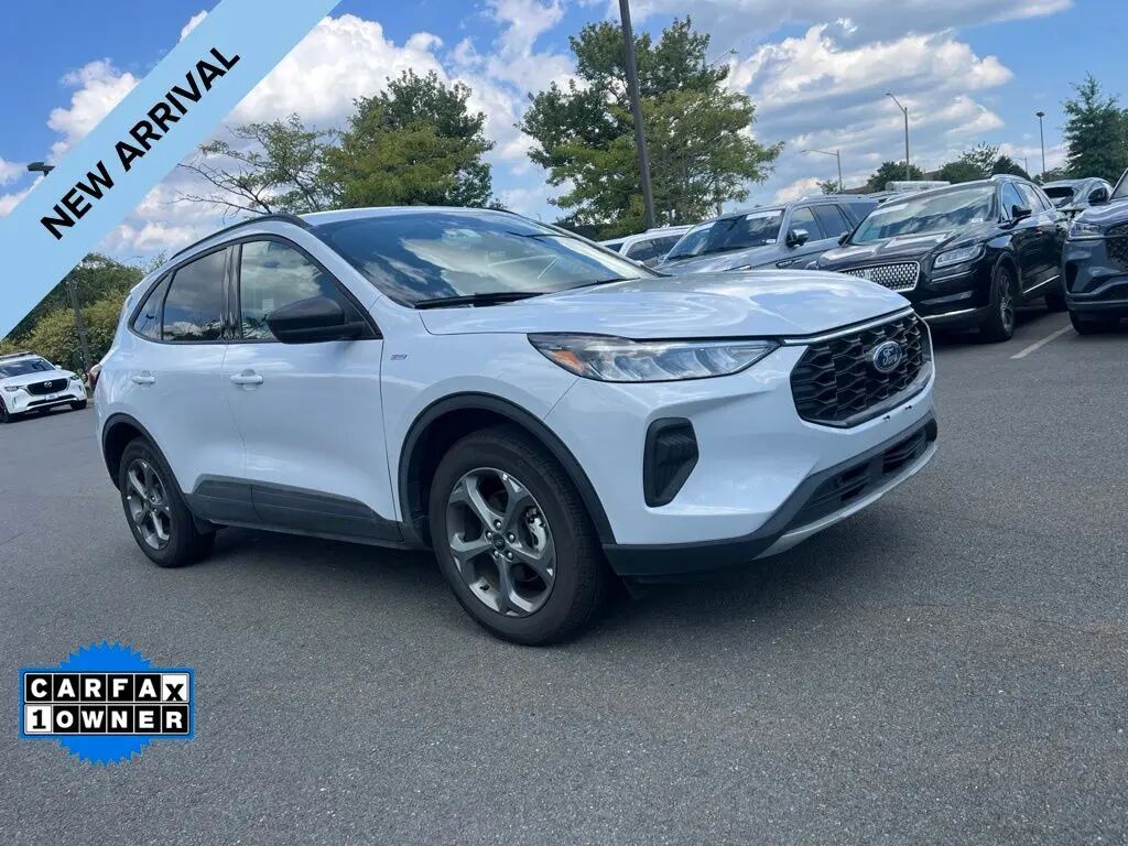 2026 Ford Escape ST-Line — photo 1 of 8