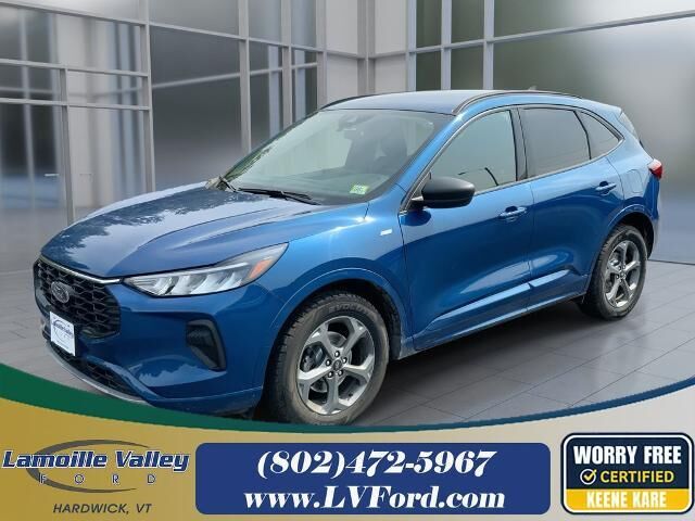 2023 Ford Escape ST-Line — photo 1 of 13