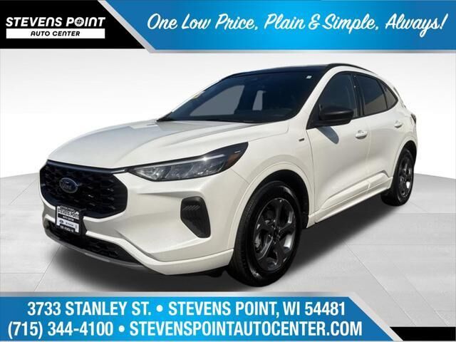 2024 Ford Escape ST-Line — photo 1 of 26