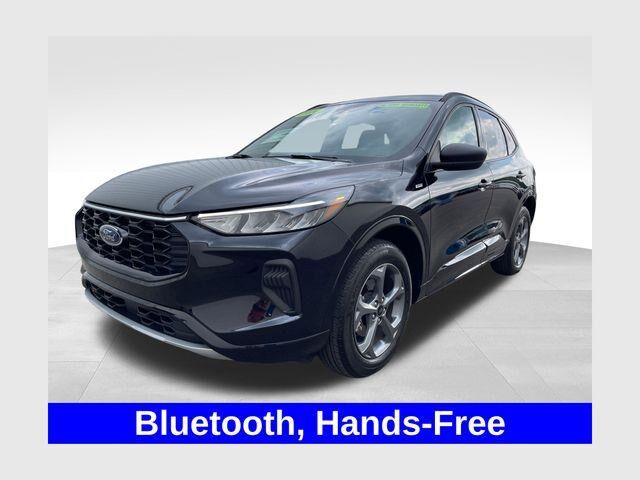 2024 Ford Escape ST-Line — photo 1 of 13