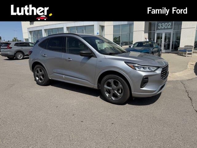2024 Ford Escape ST-Line — photo 1 of 26
