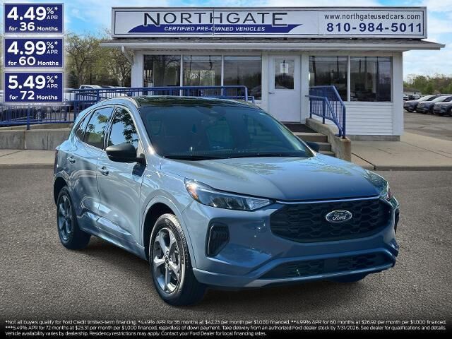 2024 Ford Escape ST-Line — photo 1 of 26