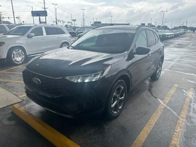 2025 Ford Escape ST-Line — photo 1 of 46