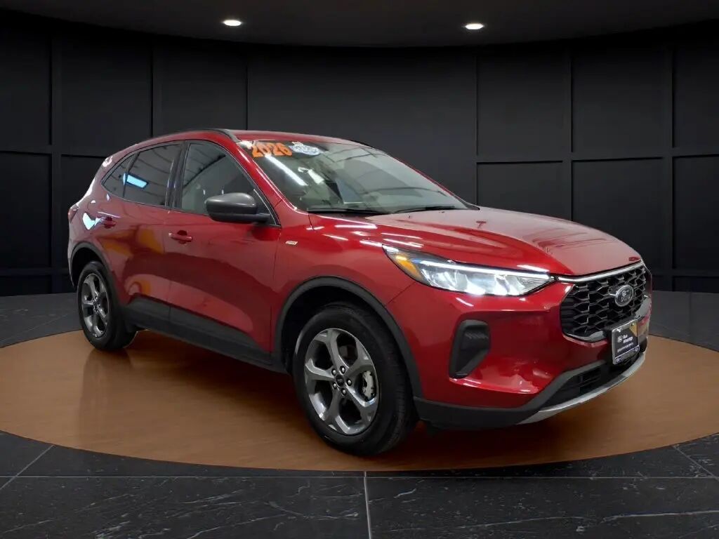 2026 Ford Escape ST-Line — photo 1 of 13