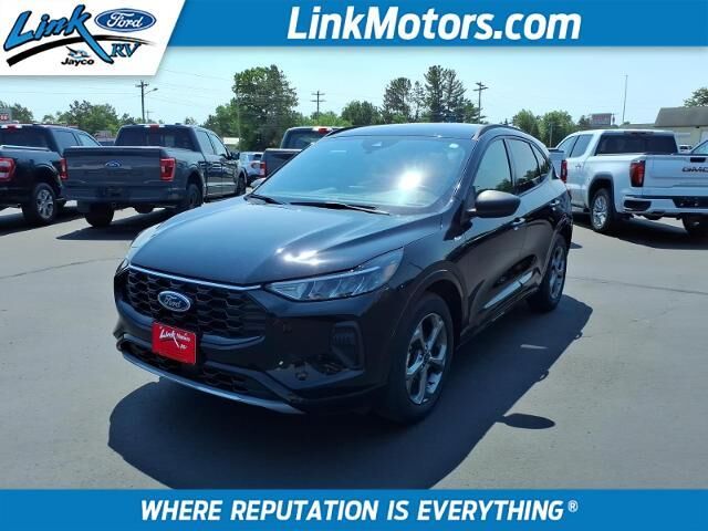 2023 Ford Escape ST-Line — photo 1 of 13