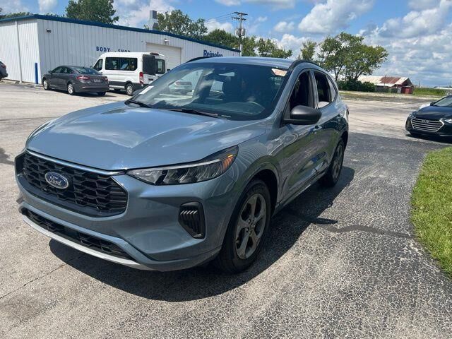 2023 Ford Escape ST-Line — photo 1 of 26