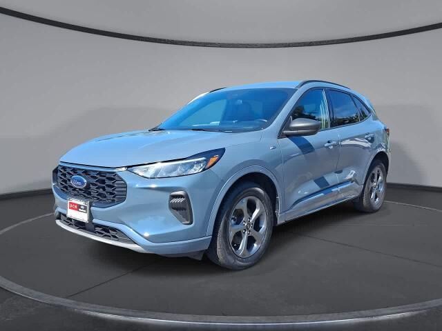 2024 Ford Escape ST-Line — photo 1 of 26